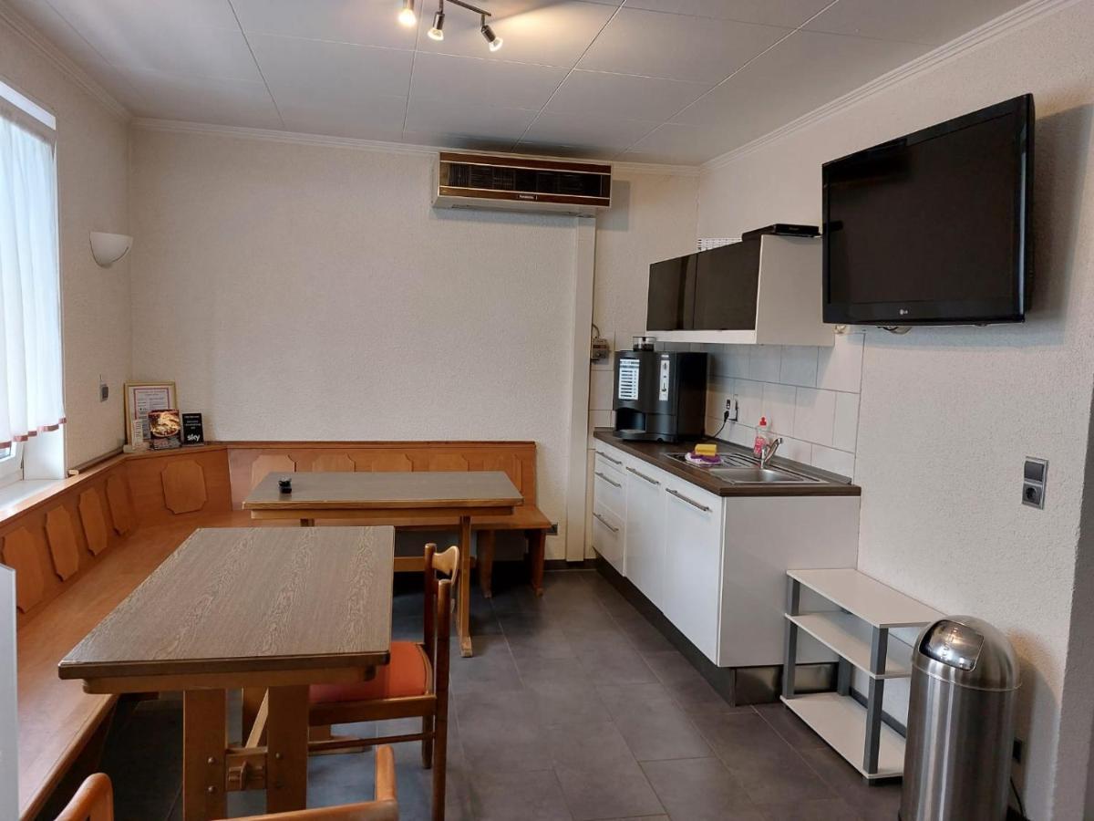 Gaestezimmer Gasthof Becker Hotel Wulfrath Kültér fotó