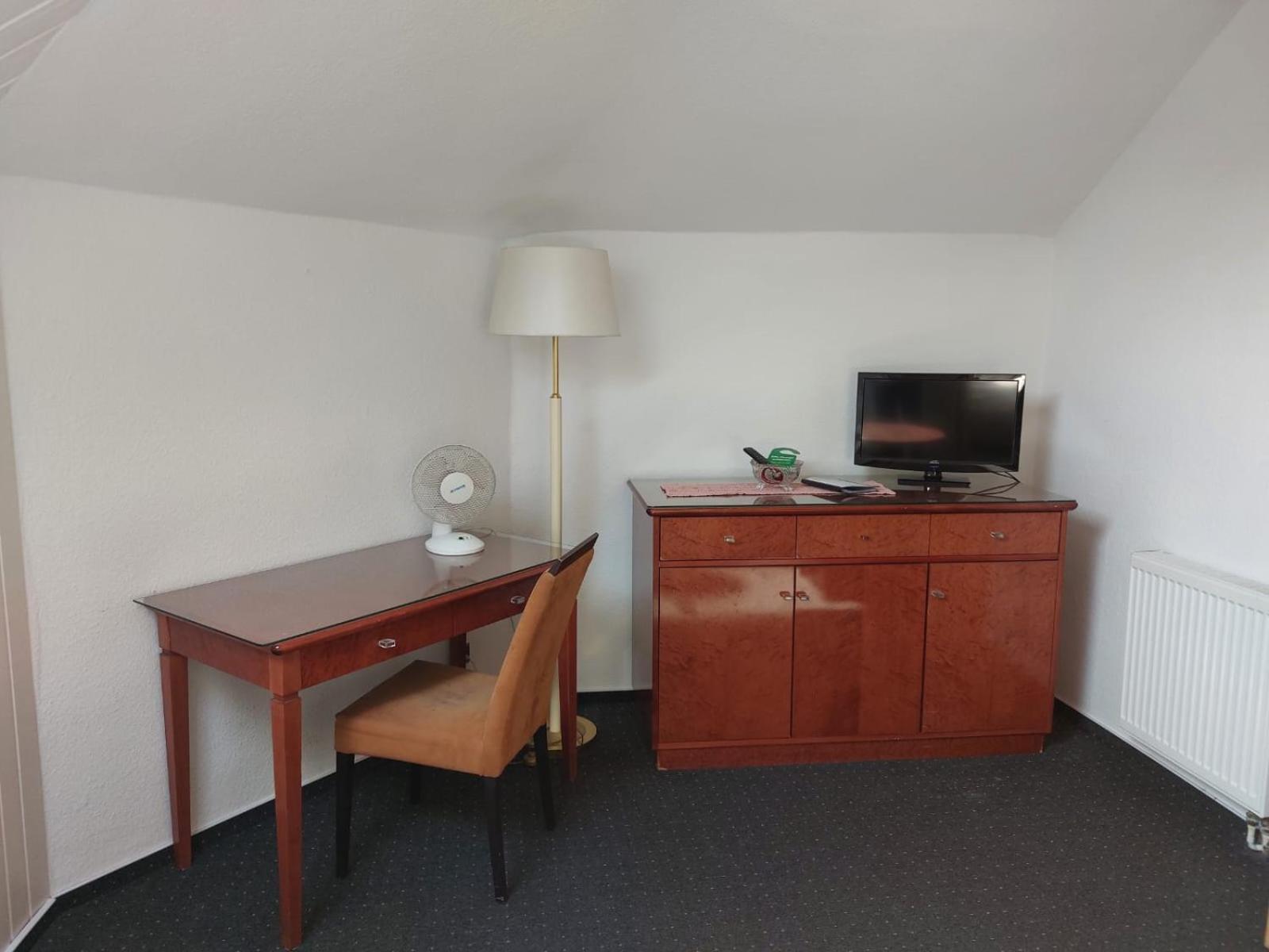 Gaestezimmer Gasthof Becker Hotel Wulfrath Kültér fotó