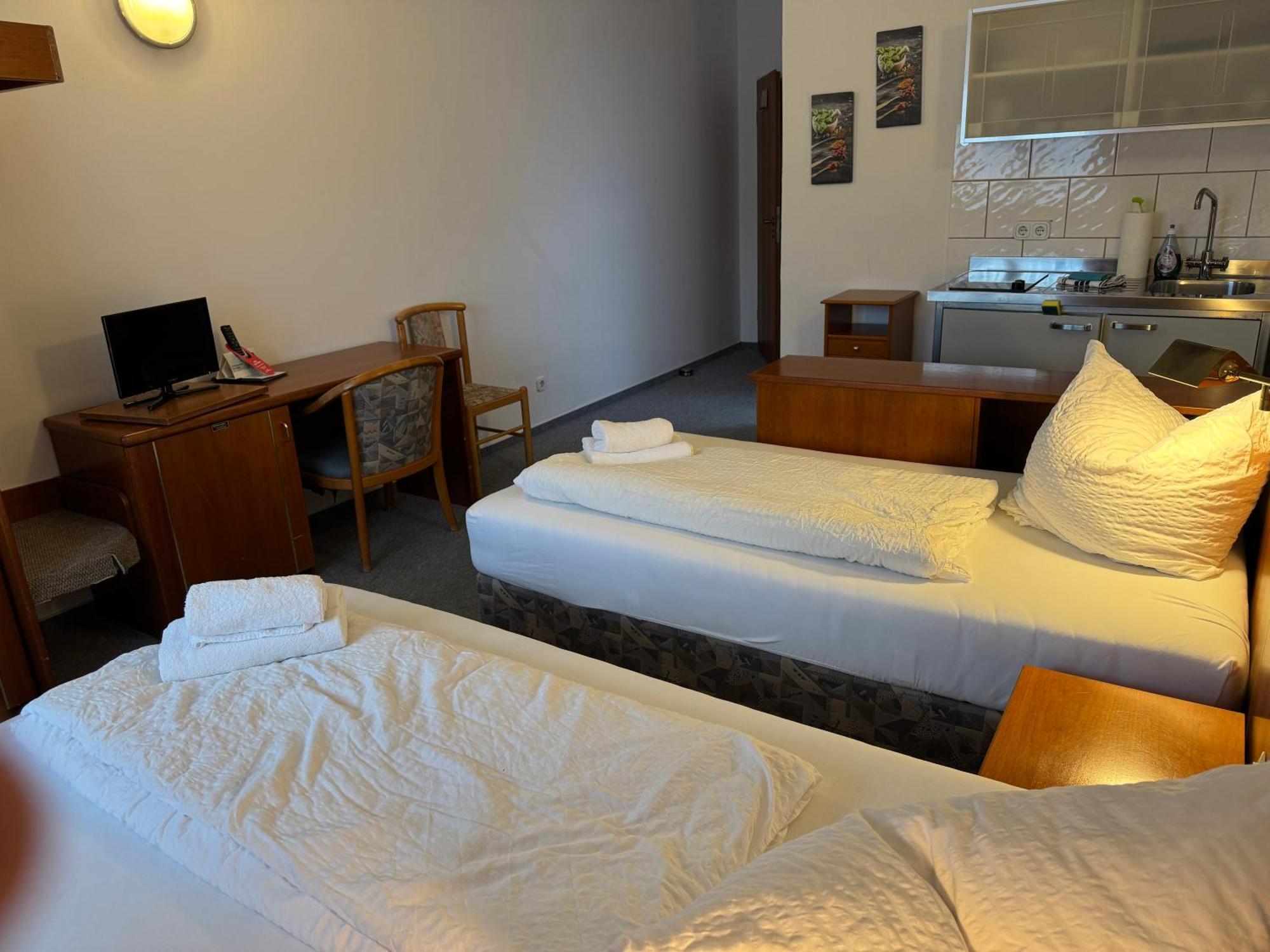 Gaestezimmer Gasthof Becker Hotel Wulfrath Kültér fotó