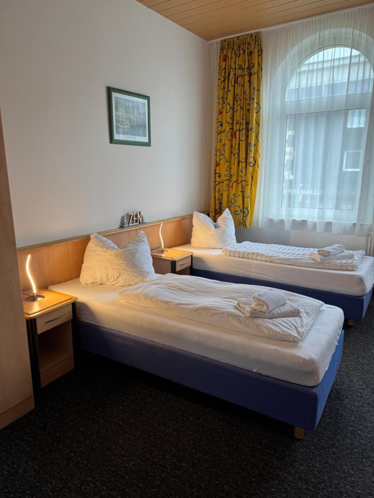 Gaestezimmer Gasthof Becker Hotel Wulfrath Kültér fotó